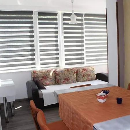 Apartment Апартаменти Арт Уют 3 И Арт Уют 4 *